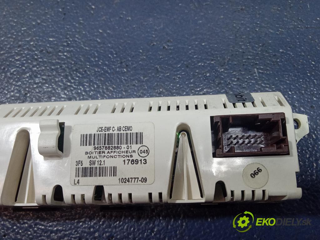Citroen C5 2.0 kat 2005 Zobrazit: Rádio: / GPS 9657882880