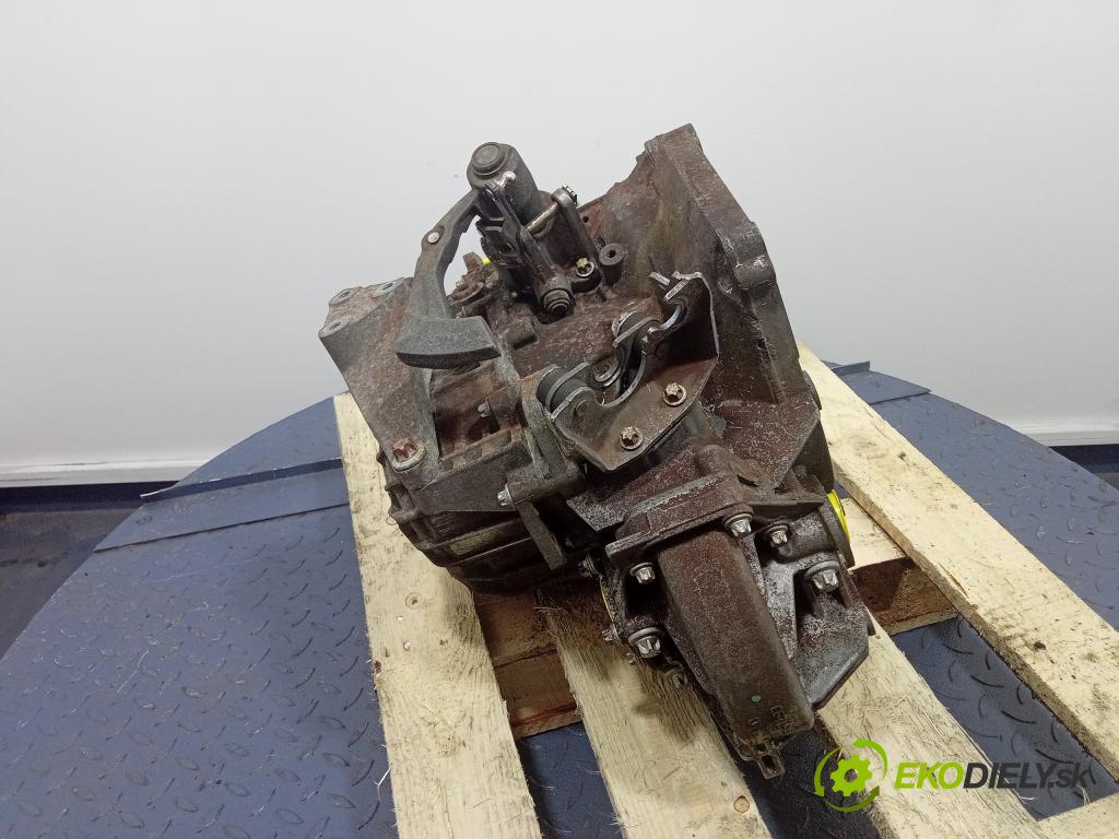 Opel Vectra 2008 prevodovka Manualna M32