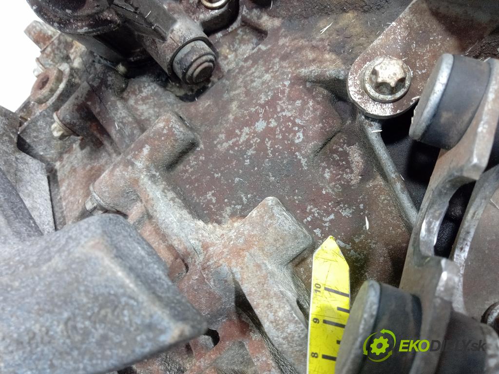Opel Vectra 2008 prevodovka Manualna M32