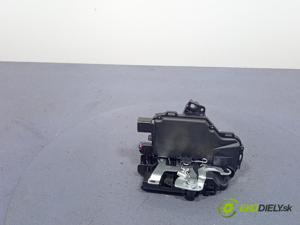 Volkswagen Bora 1.9 tdi 2001 zámek dveře Zad: Levý: 3B4839015A