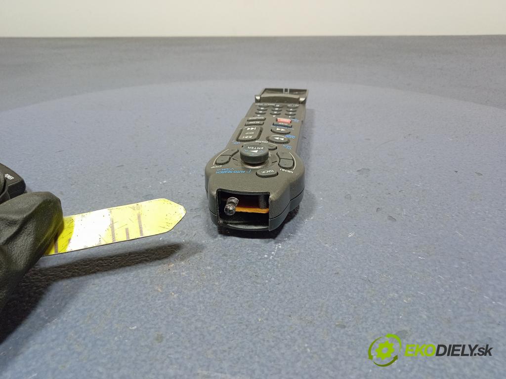Mazda 5 2005 Zobrazit: Rádio: / GPS CC3366EV0