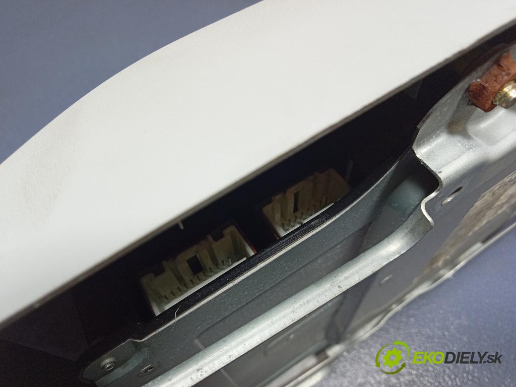 Mazda 5 2005 Zobrazit: Rádio: / GPS CC3366EV0