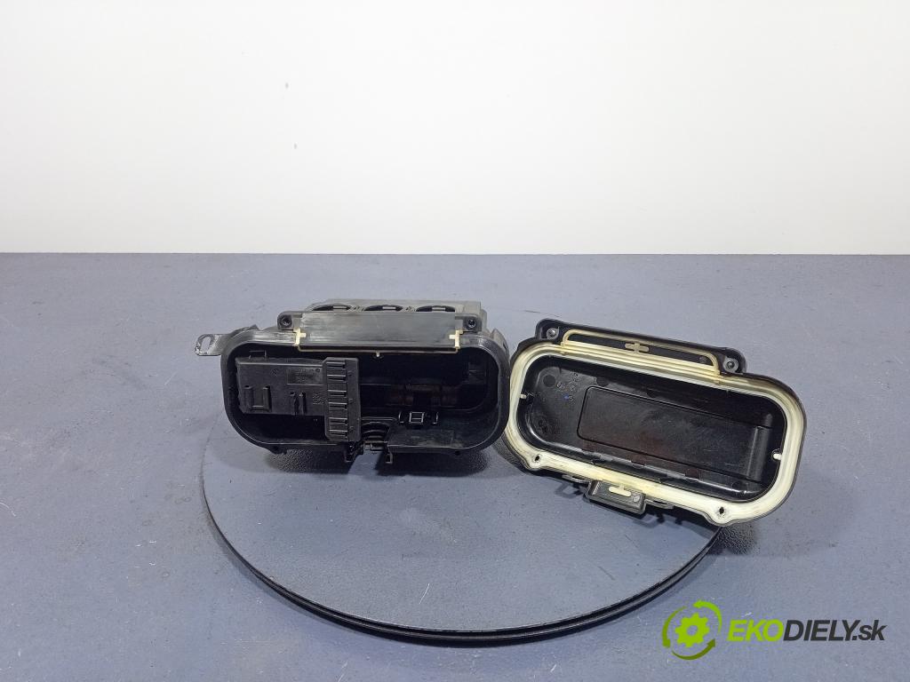 Bmw Seria 5 2010 riadiaca jednotka Motor: 7555189