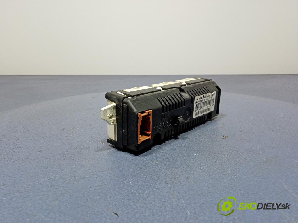 Peugeot 207 2008 Zobrazit: Rádio: / GPS 9664483980