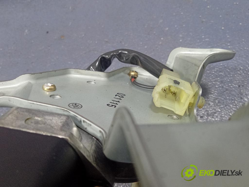 Honda Jazz 2003 motorek Stěrače: Zad: 01