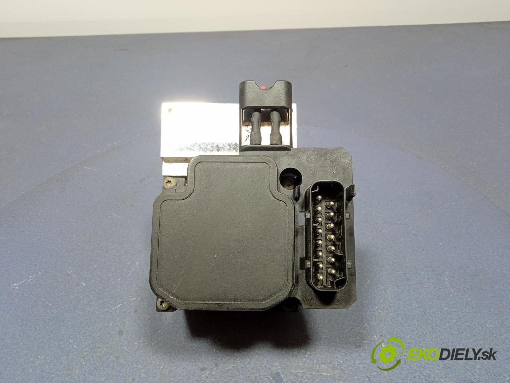 Audi A4 2000 čerpadlo ABS x 8E0614111T
