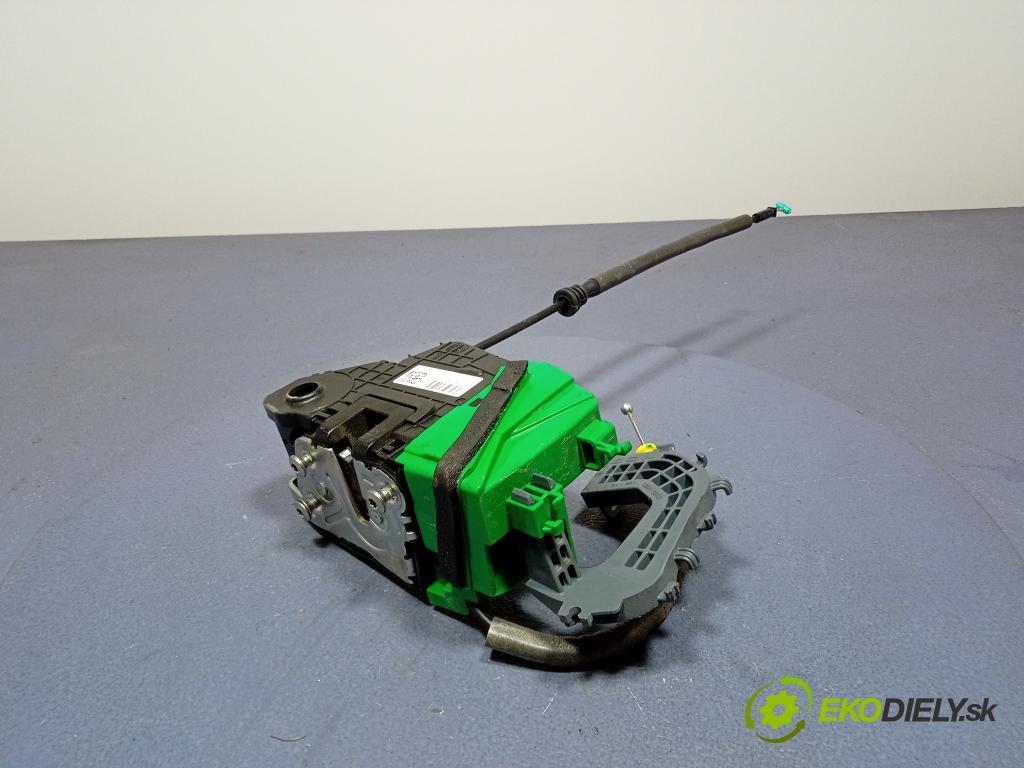 Hyundai I30 2023 zámok dvere Predné v pravo: 81320-G3050