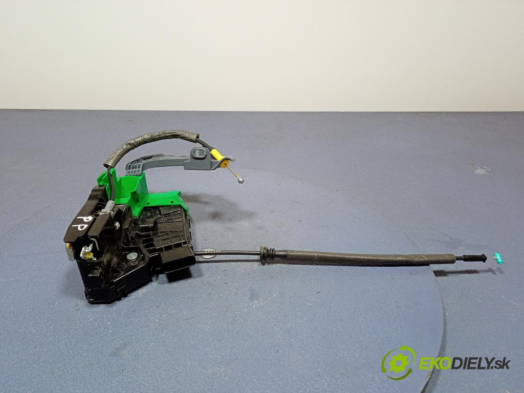 Hyundai I30 2023 zámok dvere Predné v pravo: 81320-G3050