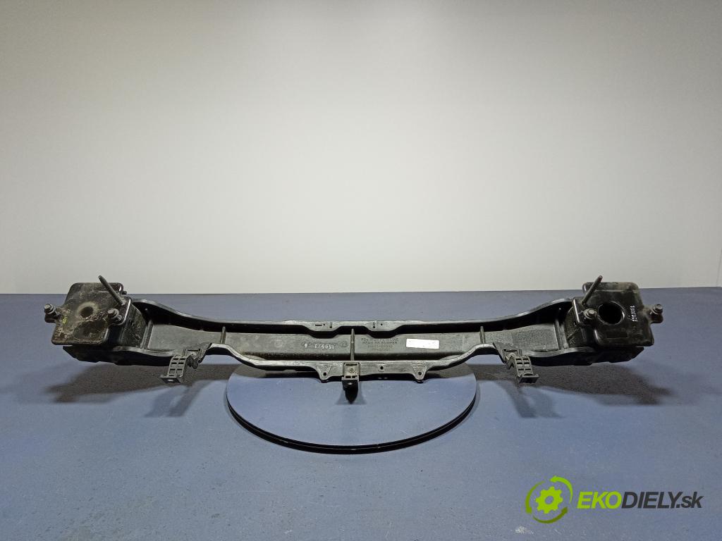 Hyundai I30 2023 výztuha narazník Zad: 86631-G4600
