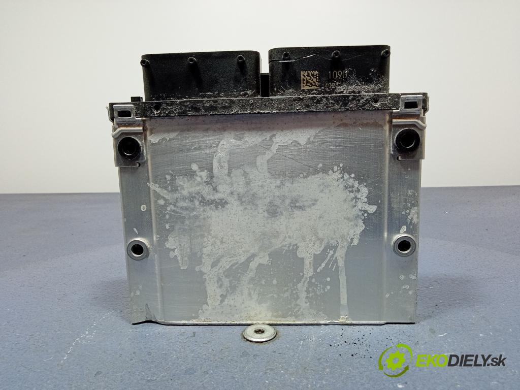Hyundai I30 2023 riadiaca jednotka Motor: 39199-08040