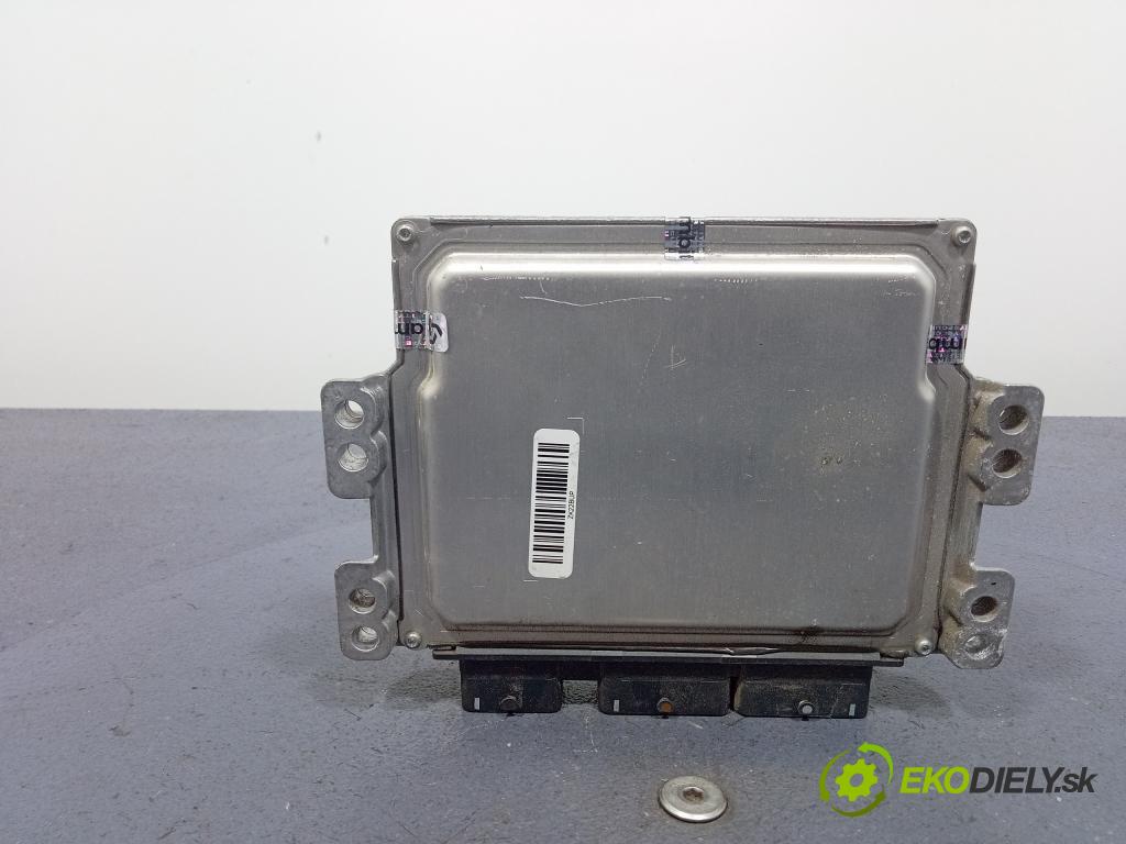 Dacia Sandero 2012 riadiaca jednotka Motor: 237100703R