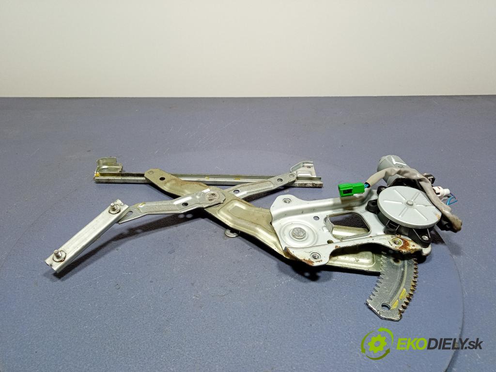 Subaru Forester 2.0 kat 2007 mechanismus stahování Sklenka: Zad: Levý: 01