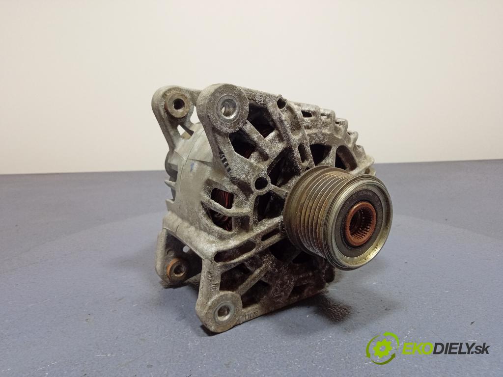 Dacia Sandero 2012 Alternator 231003831R