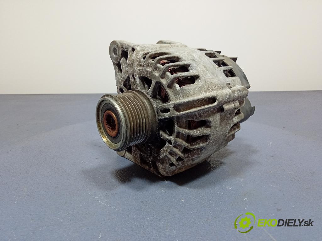 Dacia Sandero 2012 Alternator 231003831R