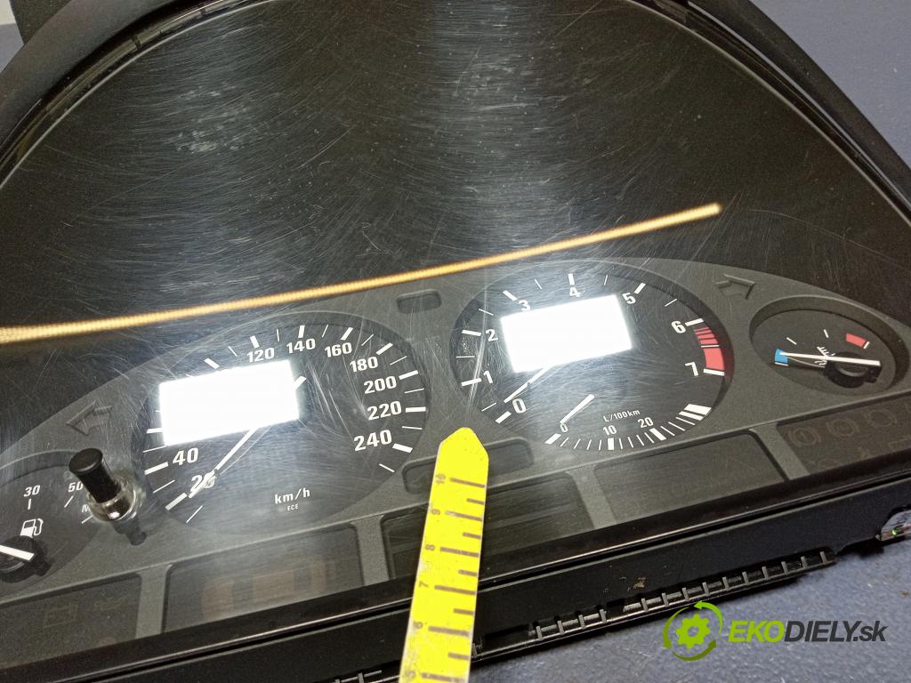 Bmw 520i 1999 prístrojovka/ budíky 8381195