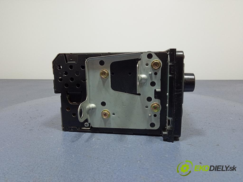 Toyota Rav-4 2004 Radio I Navigácia: 86120-2B761