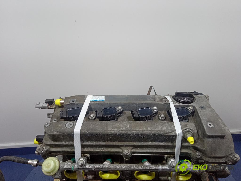 Toyota Rav-4 2004 motor Benzín: 2AZ-FE