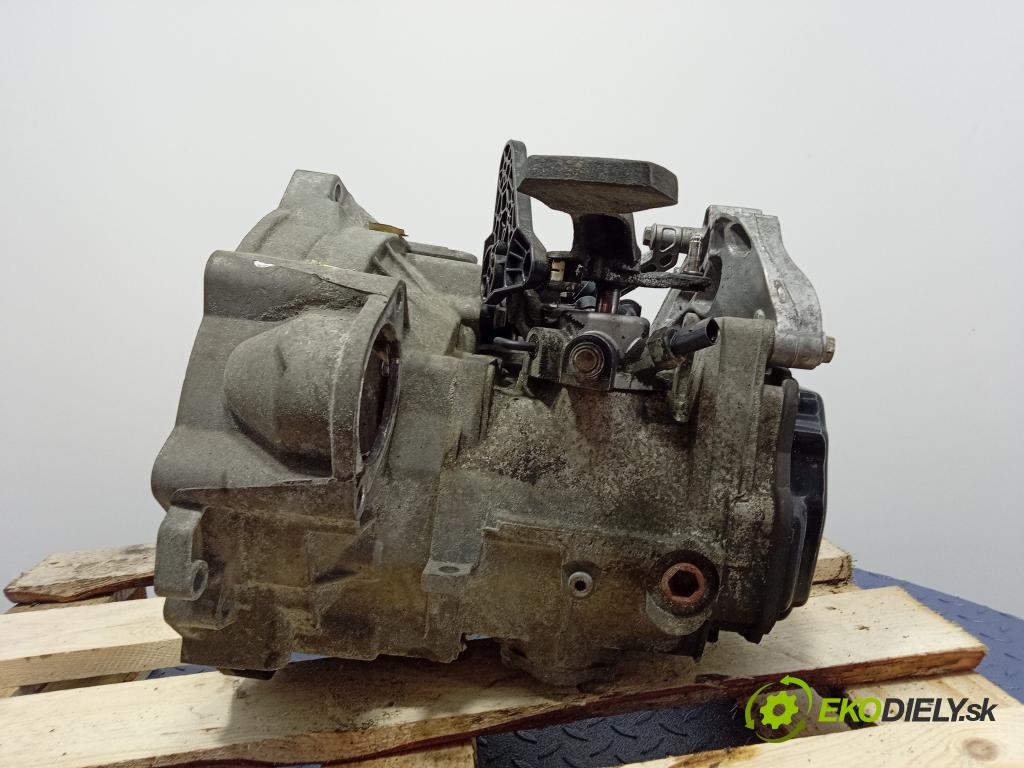 Volkswagen Golf 2009 prevodovka Manualna JCR
