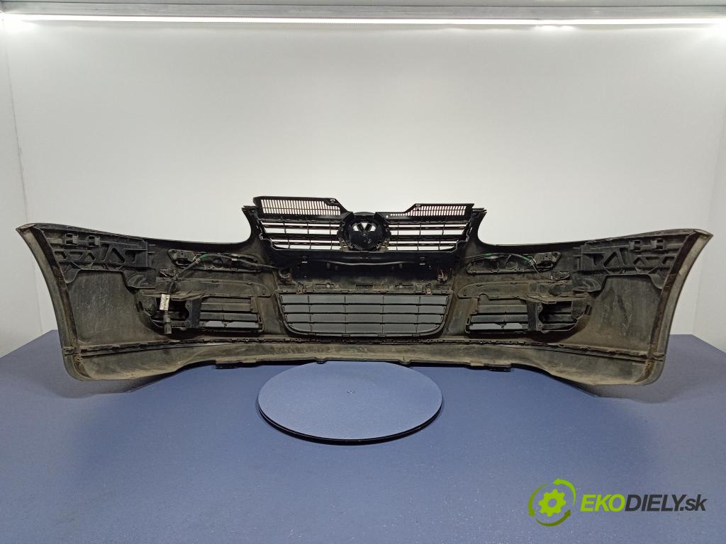 Volkswagen Golf 2009 nárazník před 01