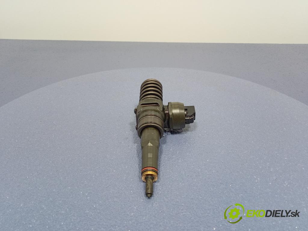 Volkswagen Golf 2009 vstrek 038130073AG