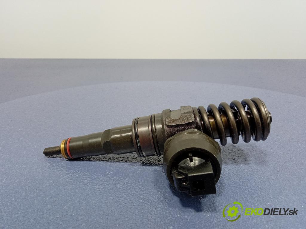 Volkswagen Golf 2009 vstrek 038130073AG