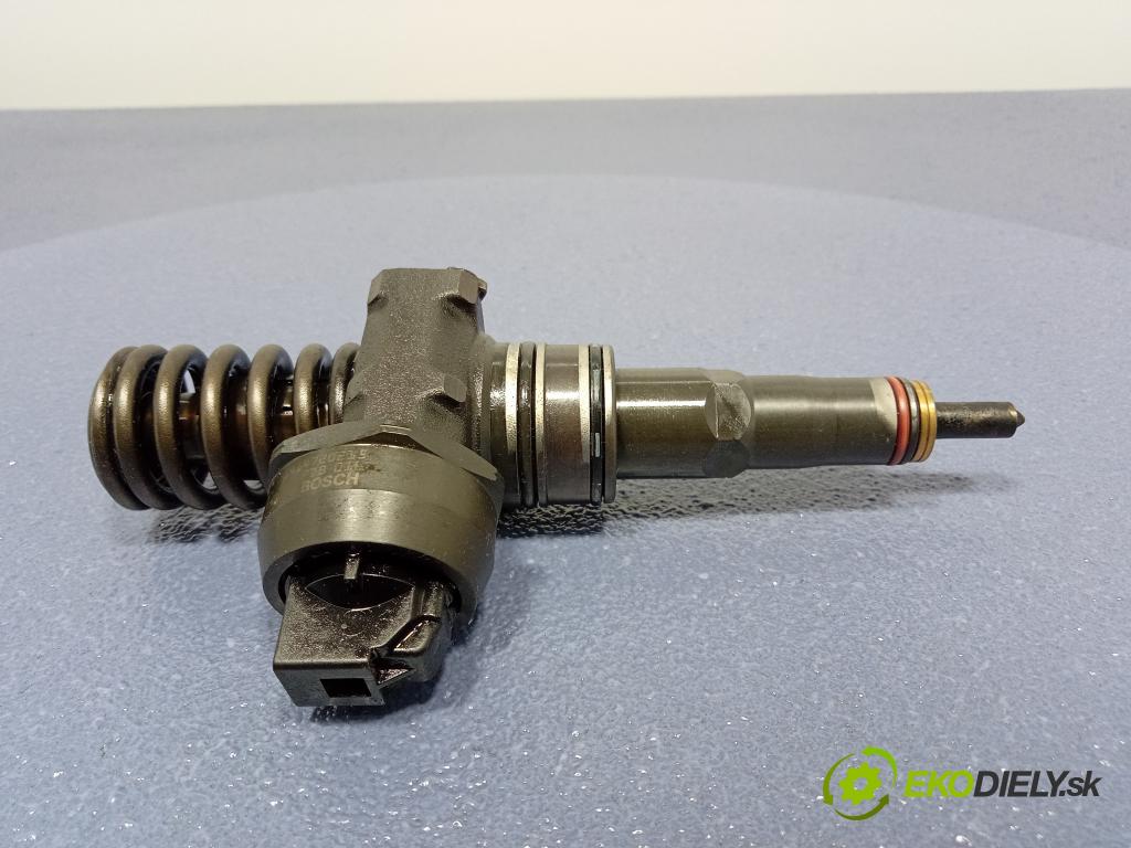 Volkswagen Golf 2009 vstrek 038130073AG