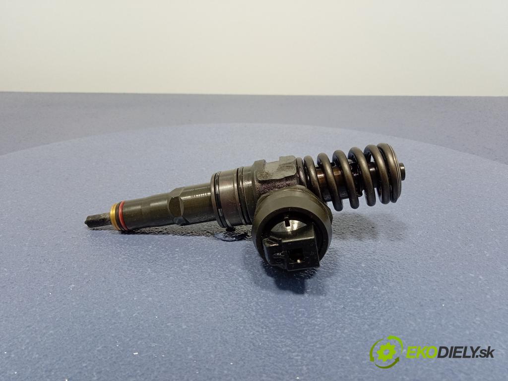 Volkswagen Golf 2009 vstrek 038130073AG