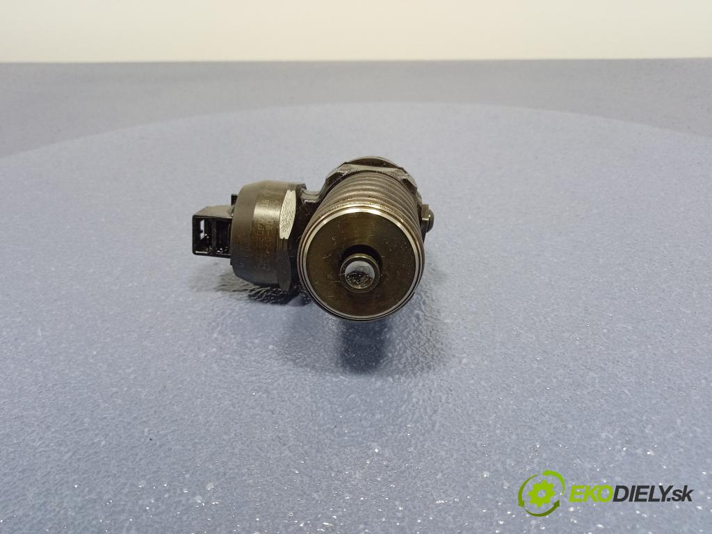 Volkswagen Golf 2009 vstrek 038130073AG