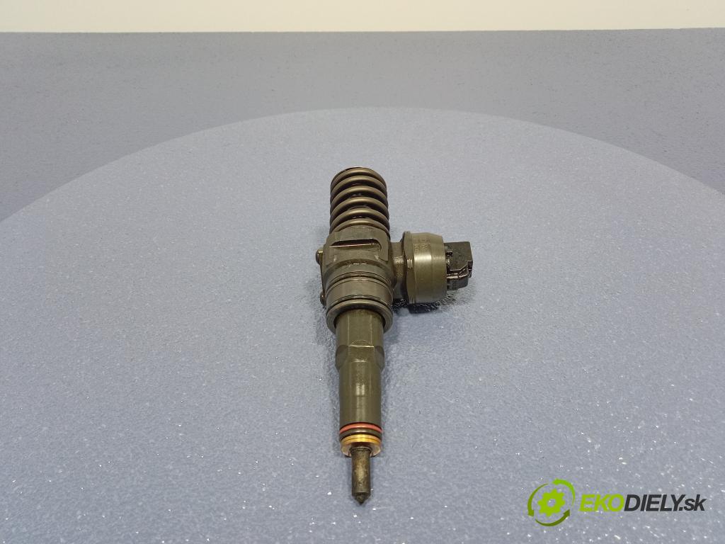Volkswagen Golf 2009 vstrek 038130073AG