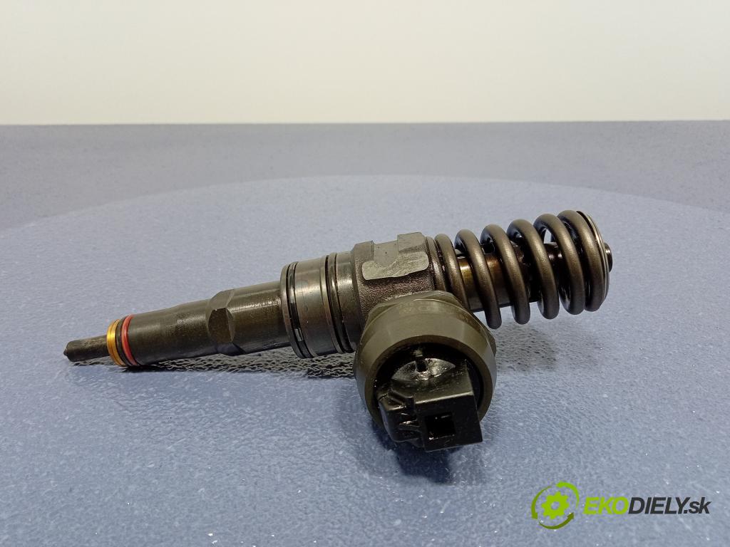 Volkswagen Golf 2009 vstrek 038130073AG