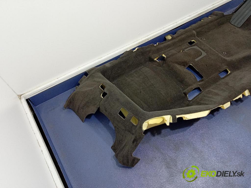 Porsche Panamera 2017 koberec do auta 971863101AM