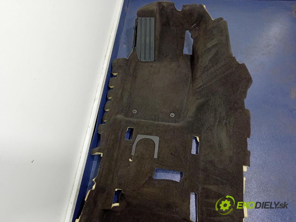 Porsche Panamera 2017 koberec do auta 971863101AM