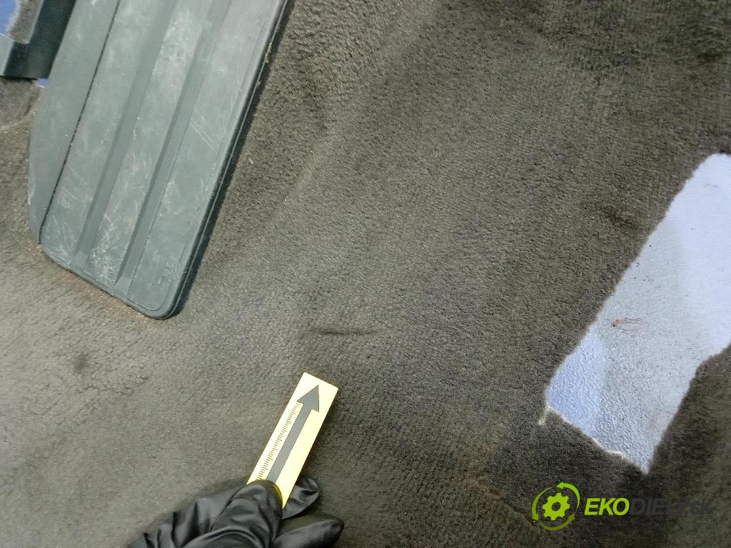 Porsche Panamera 2017 koberec do auta 971863101AM