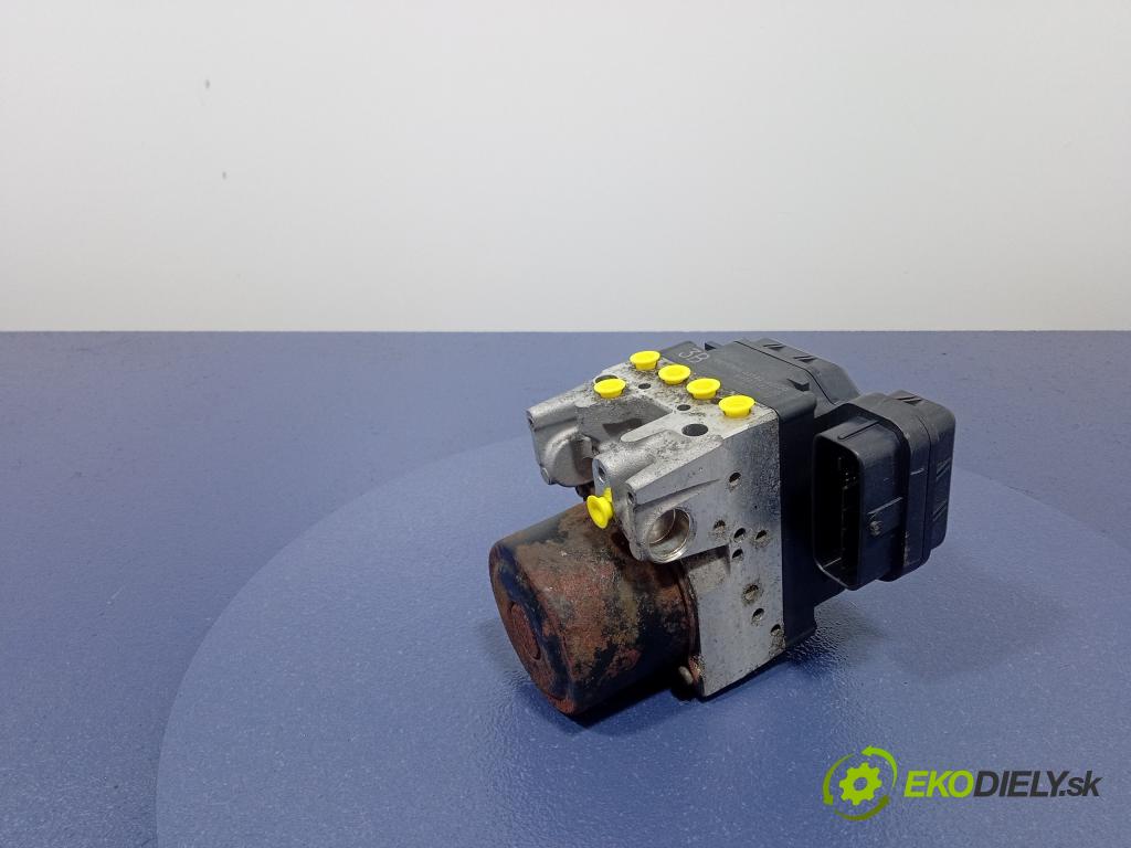 Toyota Rav-4 2004 čerpadlo ABS x 89541-42120