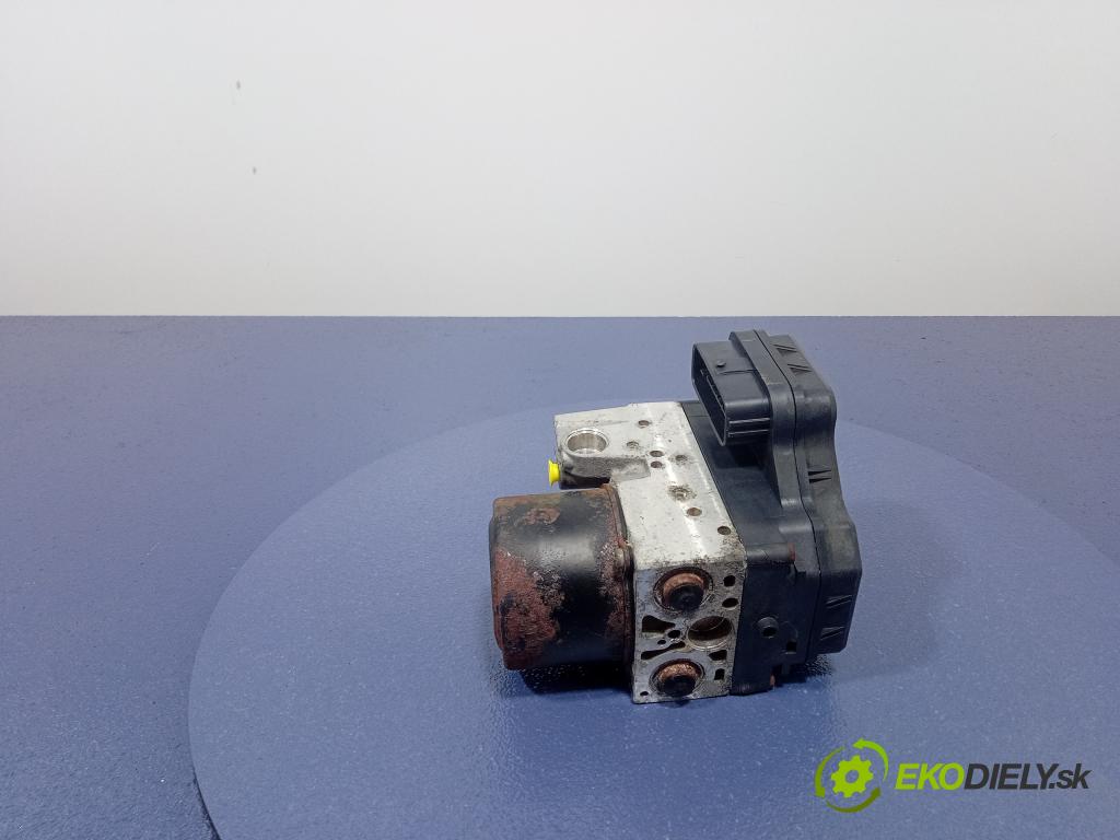 Toyota Rav-4 2004 čerpadlo ABS x 89541-42120