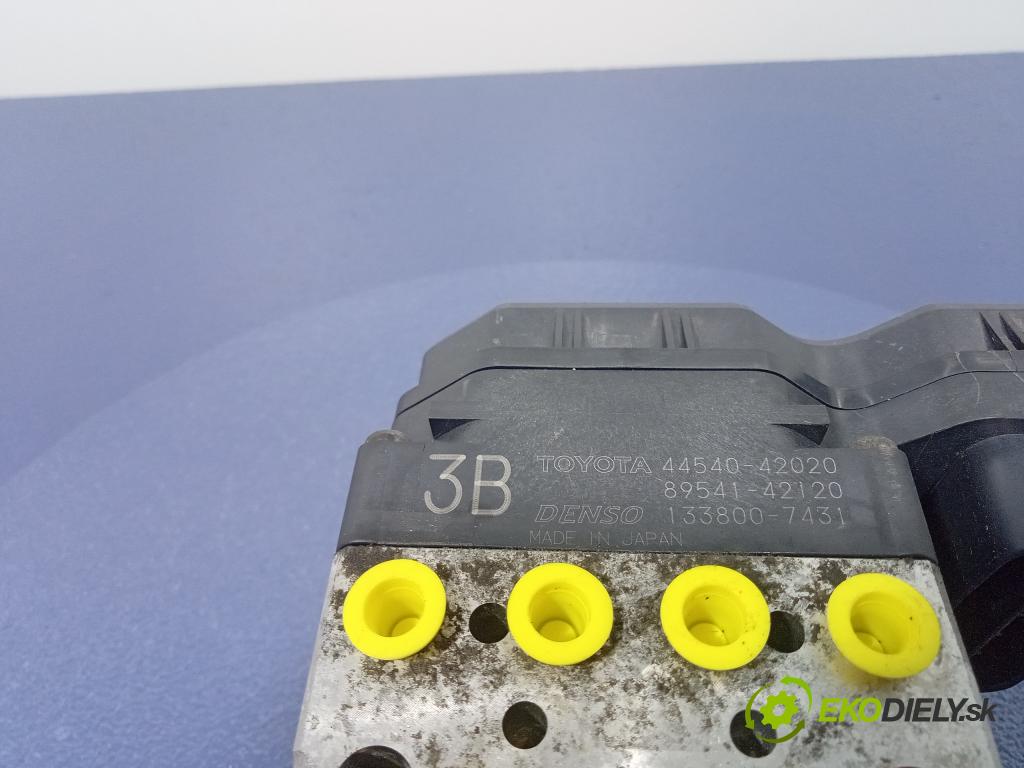 Toyota Rav-4 2004 čerpadlo ABS x 89541-42120