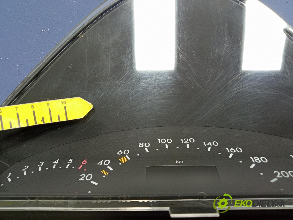 Mercedes A-klasa 2003 prístrojovka/ budíky A1685401347
