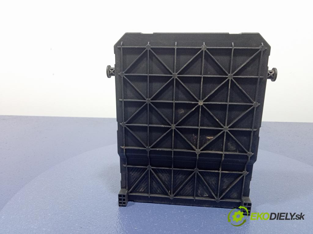 Citroen Berlingo 2005 skříňka Pojistky 9653657580