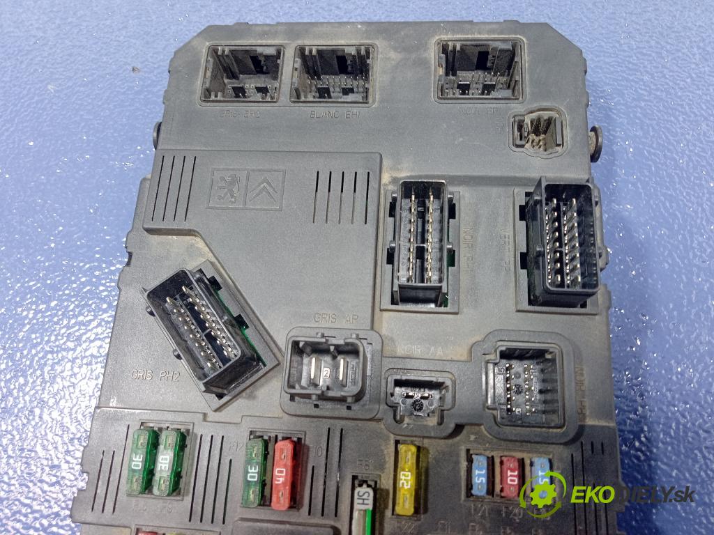 Citroen Berlingo 2005 skříňka Pojistky 9653657580