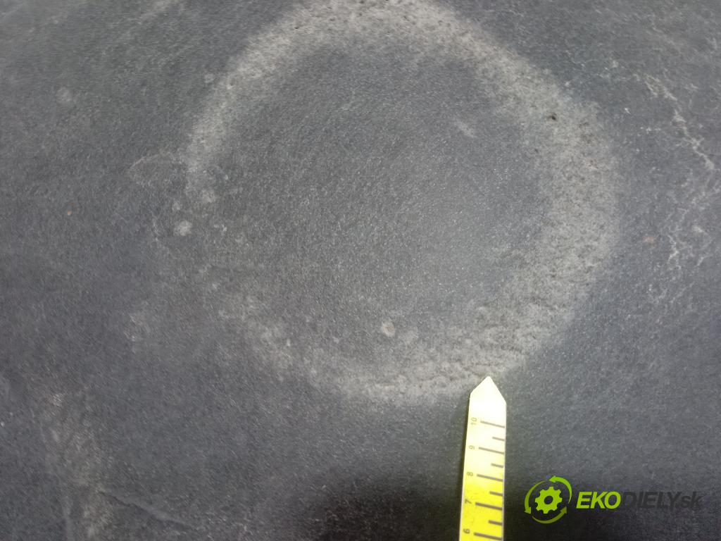 Porsche Panamera 2017 kryt Plast: podvozek: 971825522G