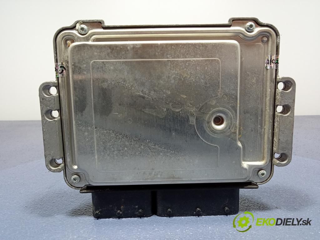 Honda Civic 2006 riadiaca jednotka Motor: 37820-RSR-E13