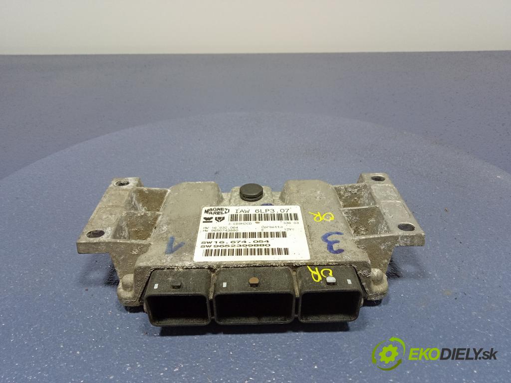 Peugeot 807 2004 riadiaca jednotka Motor: 9652399880