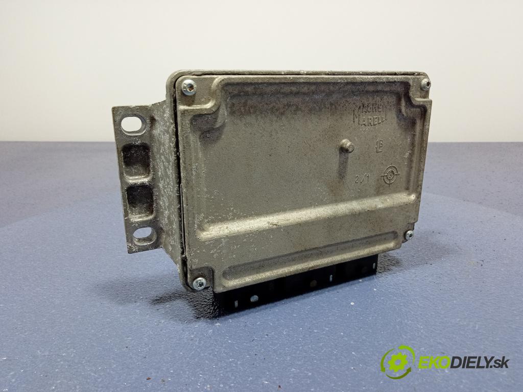 Peugeot 807 2004 riadiaca jednotka Motor: 9652399880
