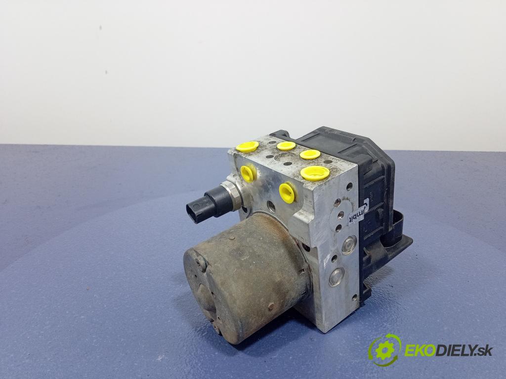 Toyota Avensis 2.0 sol 2004 čerpadlo ABS x 89541-05073