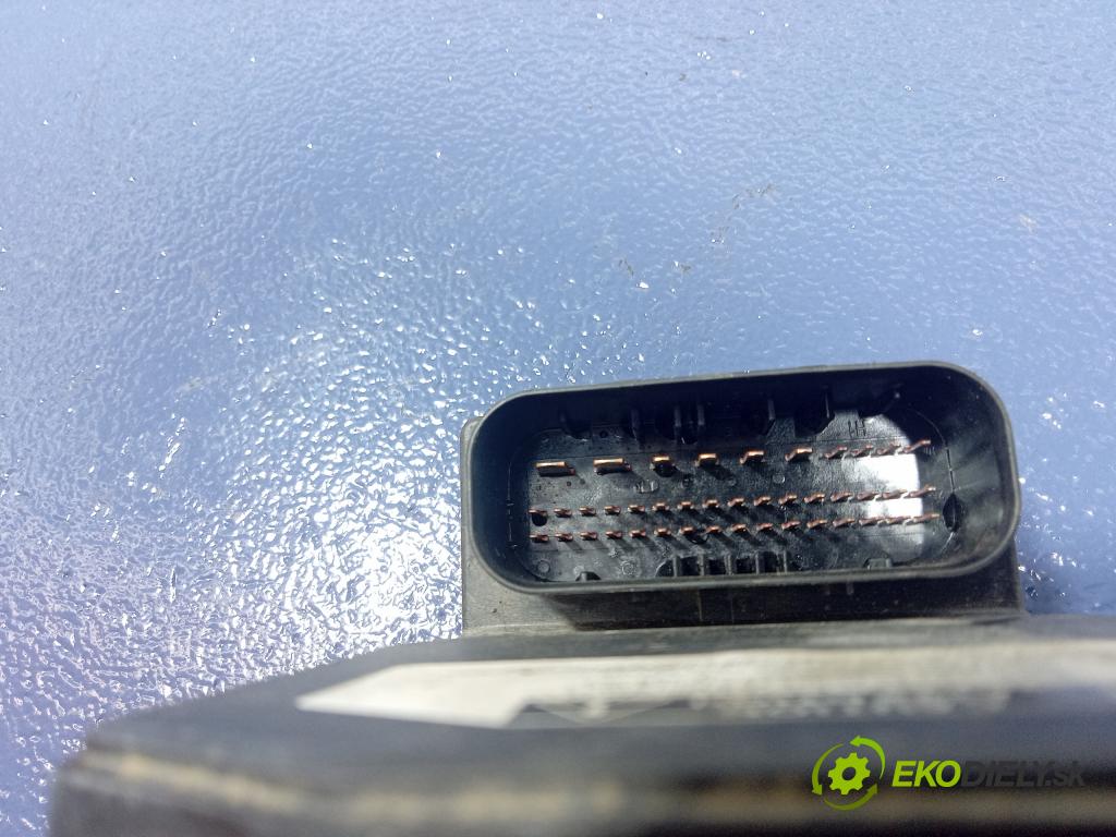 Toyota Avensis 2.0 sol 2004 čerpadlo ABS x 89541-05073