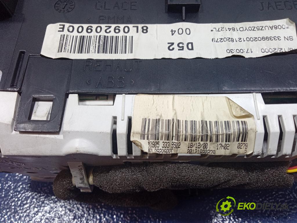 Audi A3 2000 prístrojovka/ budíky 8L0920900E