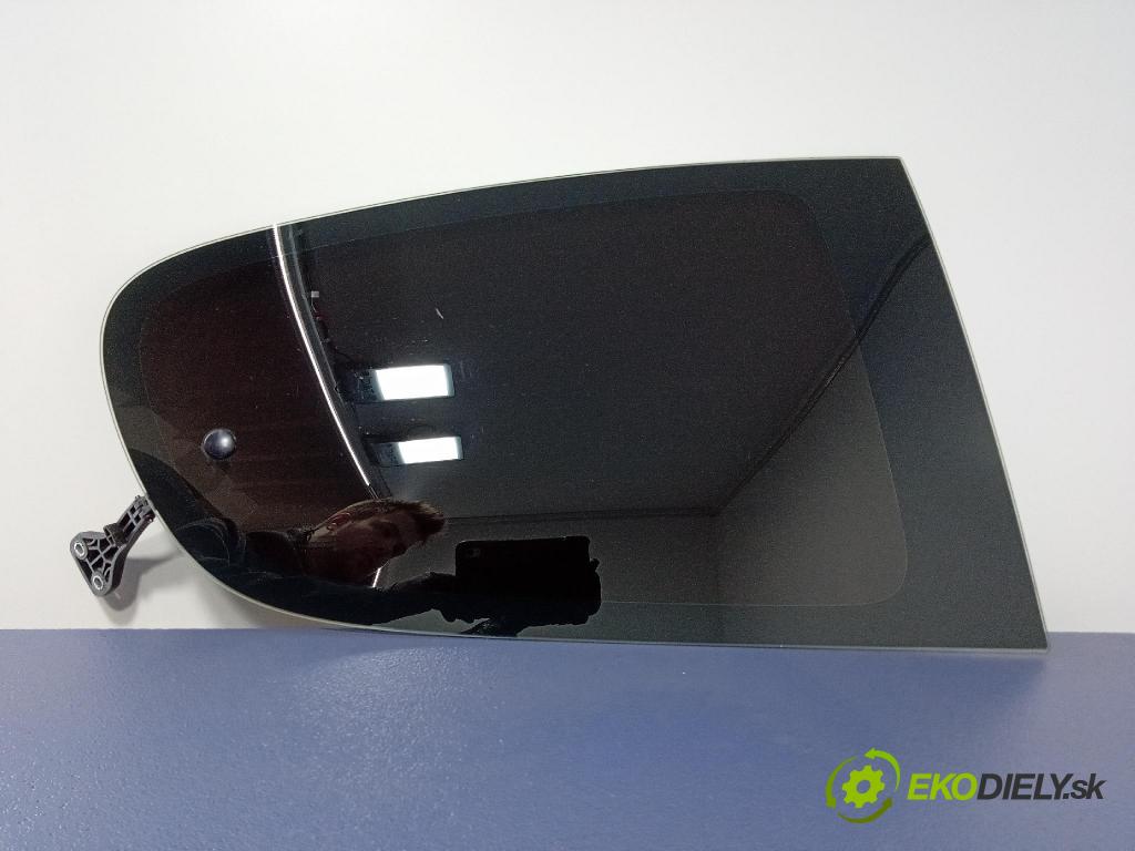 Citroen C1 2005 sklo dvere zad Prava: 01