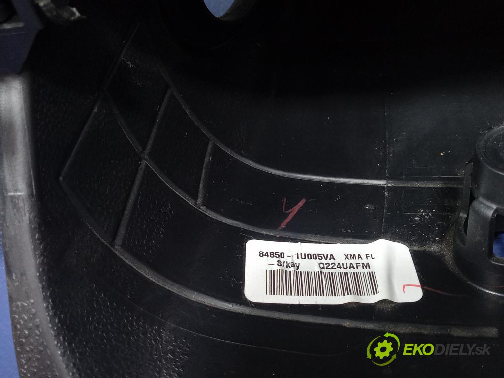 Kia Sorento 2014 kokpit,pristrojová doska 01