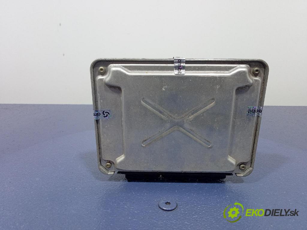 Fiat Panda 2004 riadiaca jednotka Motor: 55188619