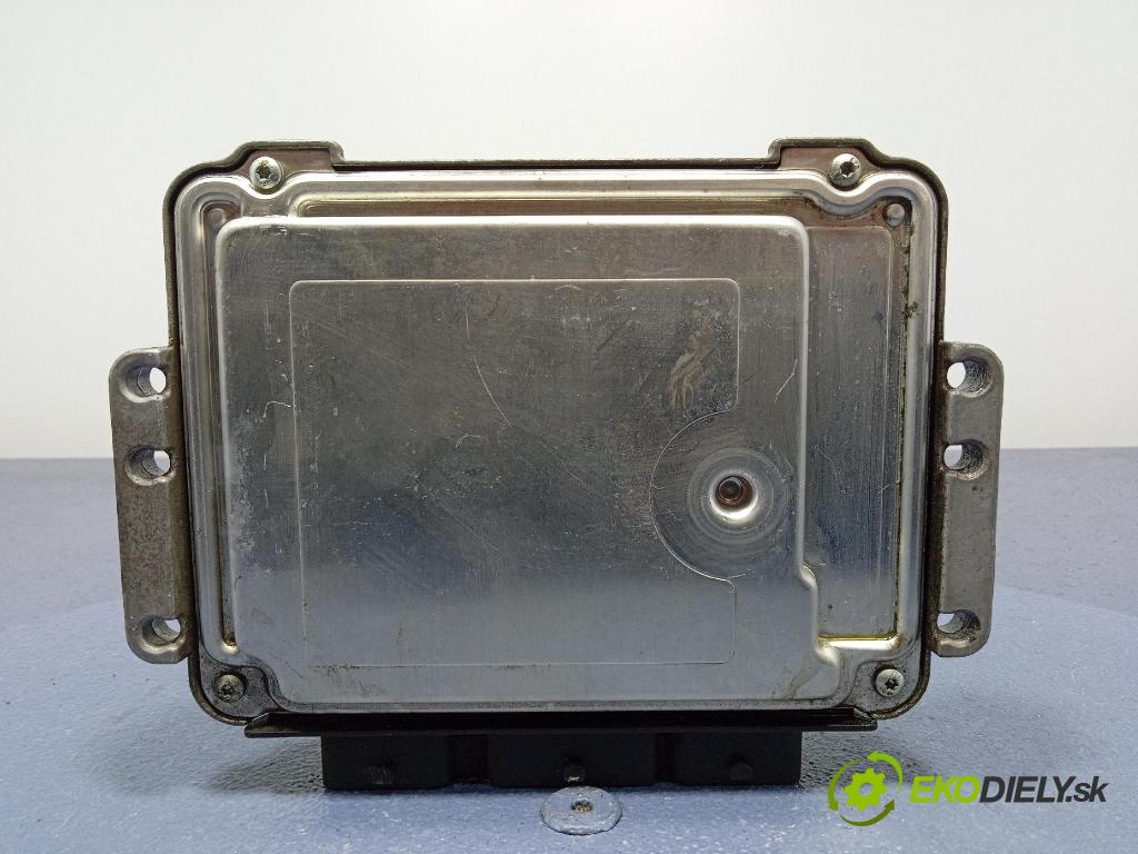 Renault Scenic 2004 riadiaca jednotka Motor: 8200310863
